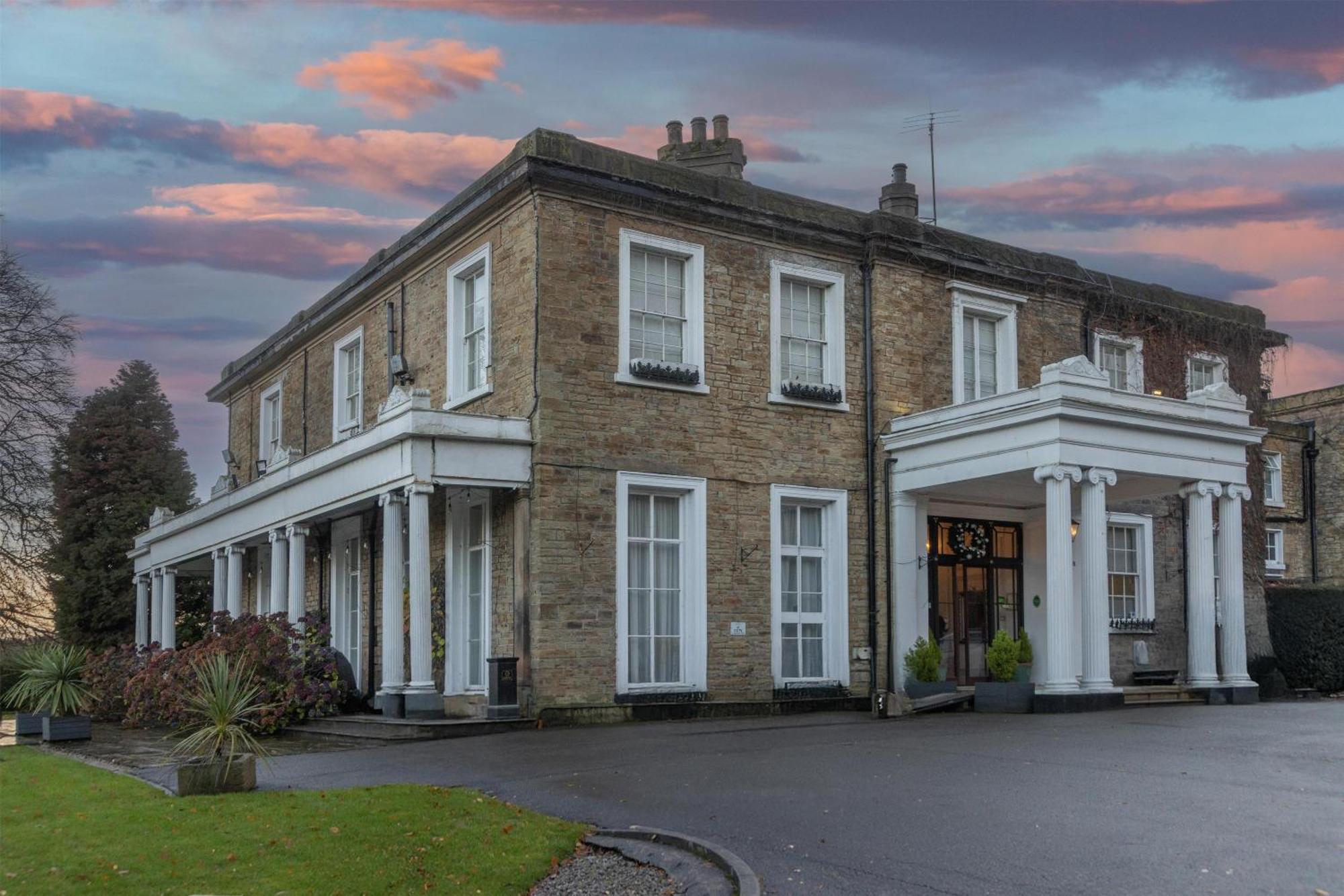 5 Top 4-Star Hotels Near Revolution House Museum, Chesterfield