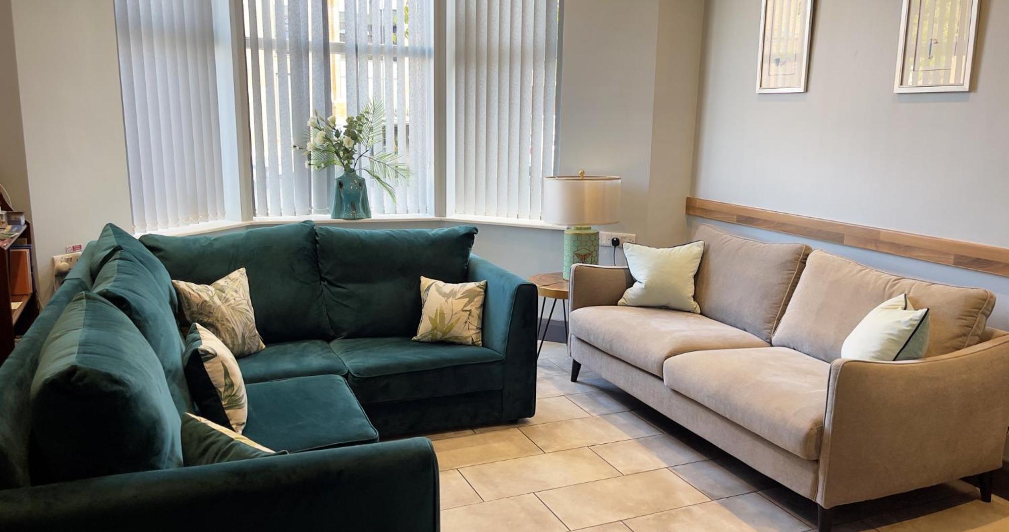 4 Smart Central Hotels In County Antrim Worth Booking