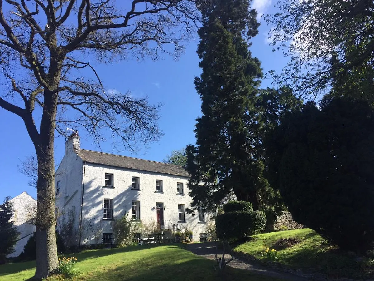 Where to Stay in the UK: 5 Hotels for Extended Stays