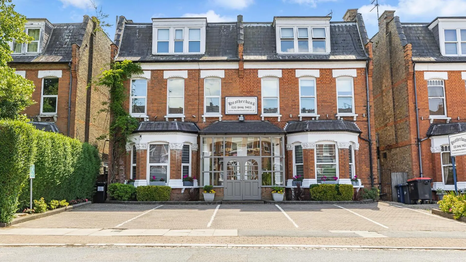 Where to Stay Near Hampstead Heath: 5 Budget Hotels Reviewed