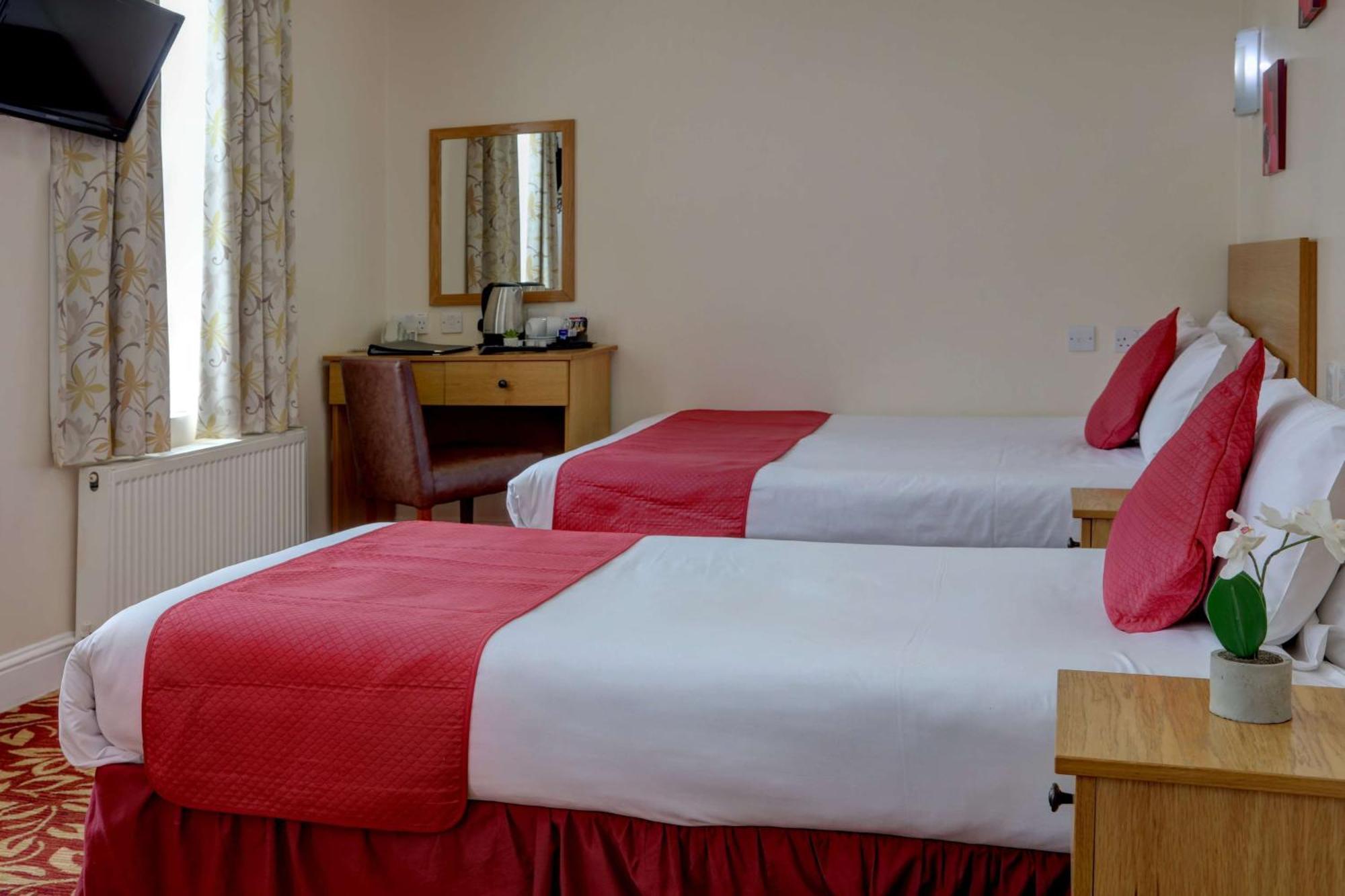 Where to Stay Near Museum of London Docklands: 7 Airport Hotels
